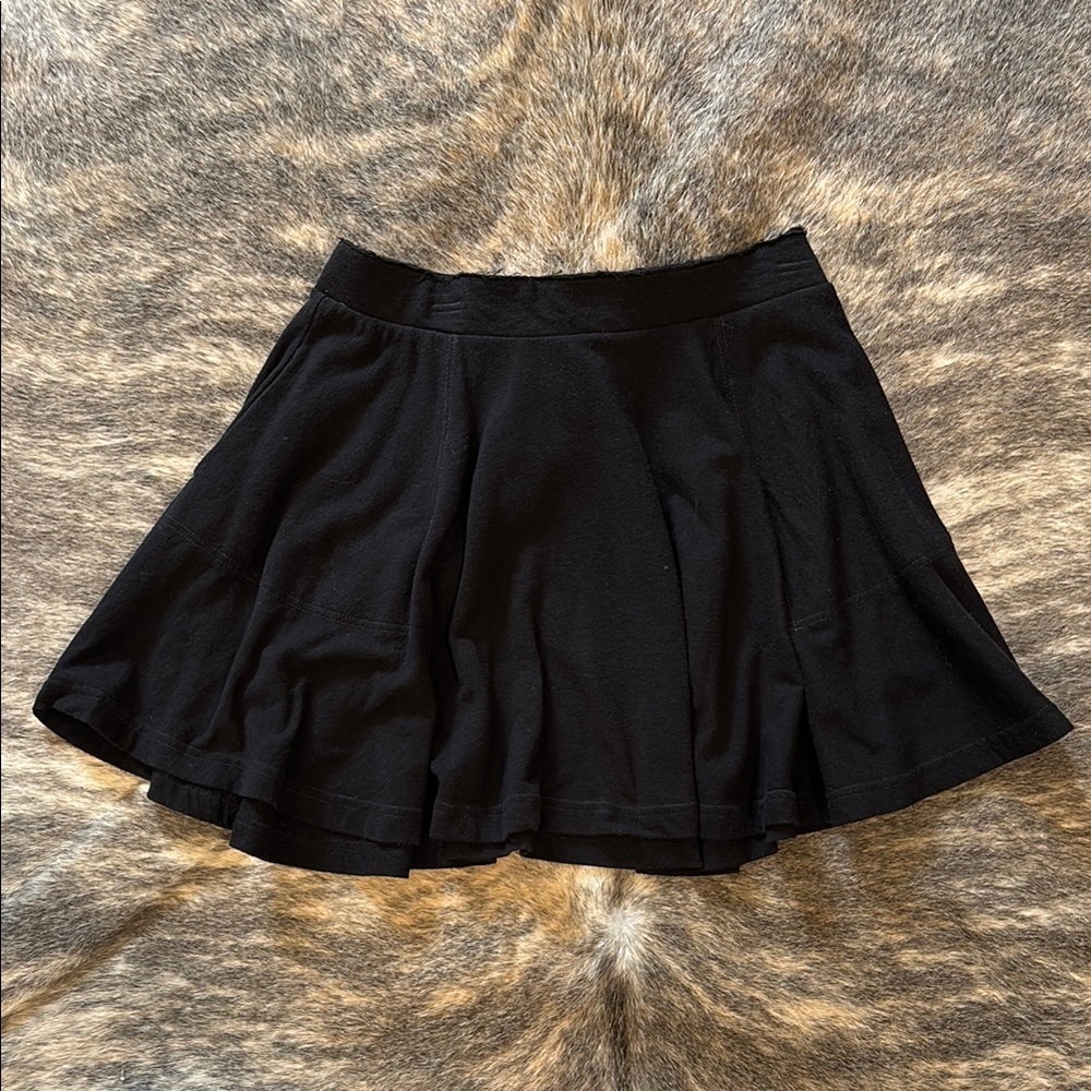 Free People Black Mini Skater Skirt with flowy Style for Casual Occasions